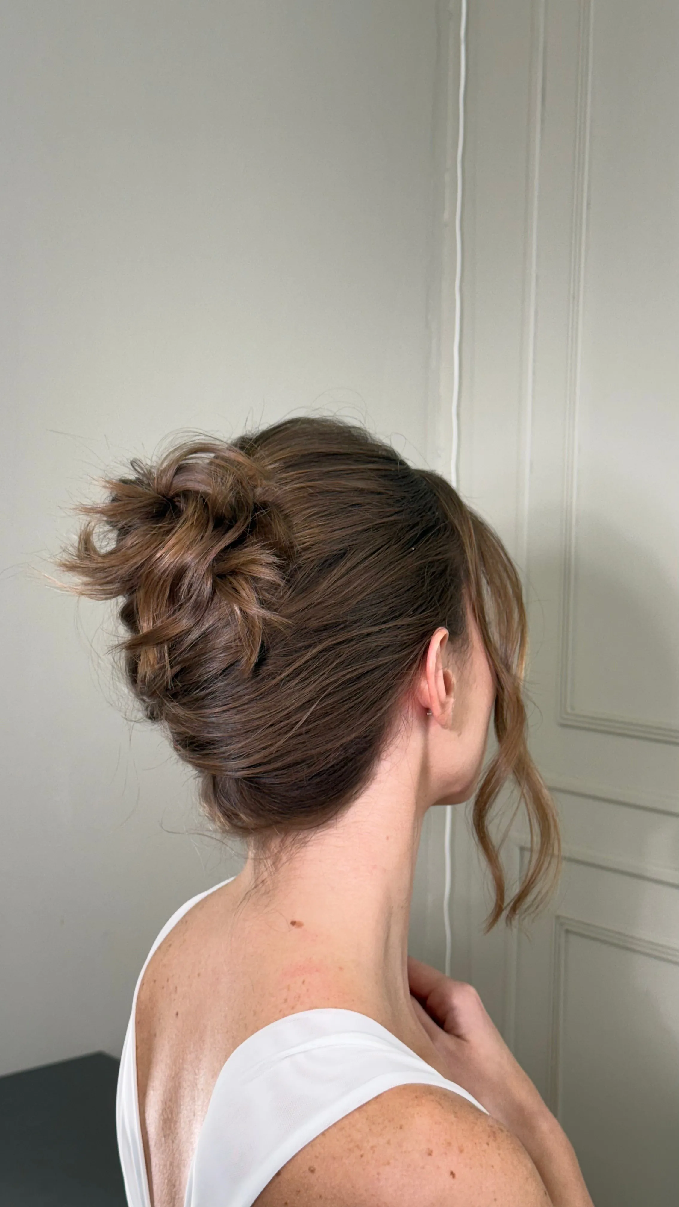 Bridal hair and makeup by Aryuna