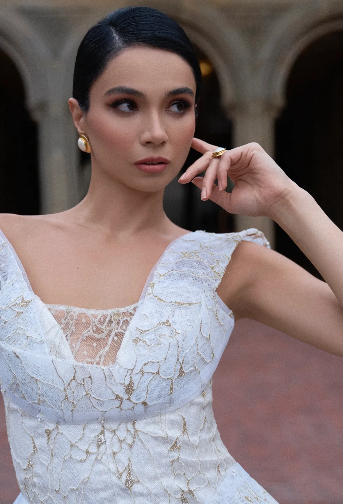 Bridal hair and makeup by Aryuna