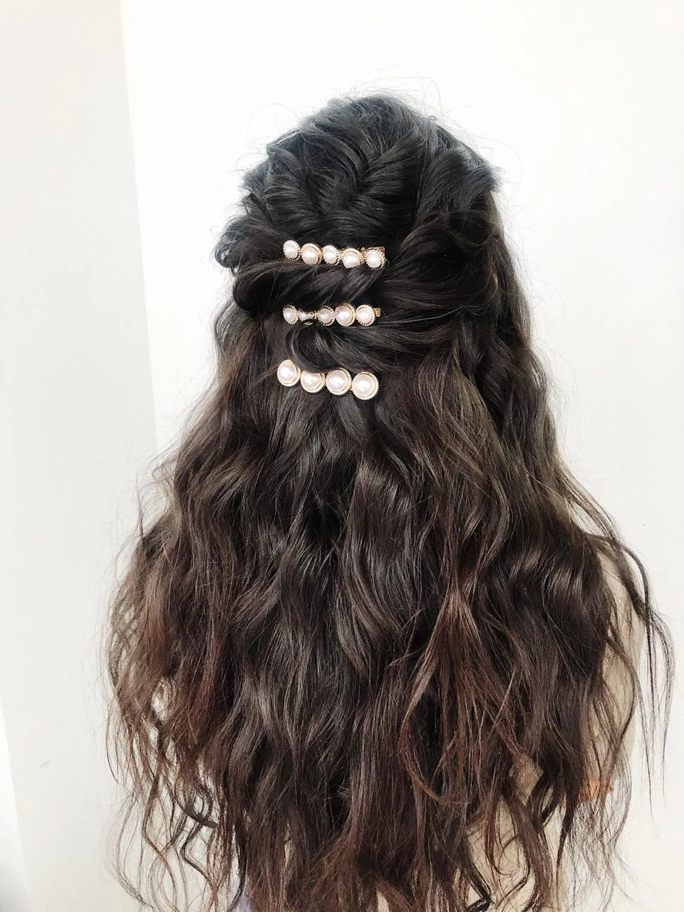 Bridal hair and makeup by Aryuna